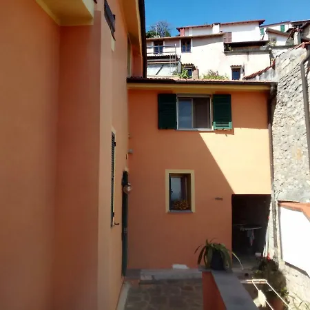 Apartment La Casa Di Gio Borganzo