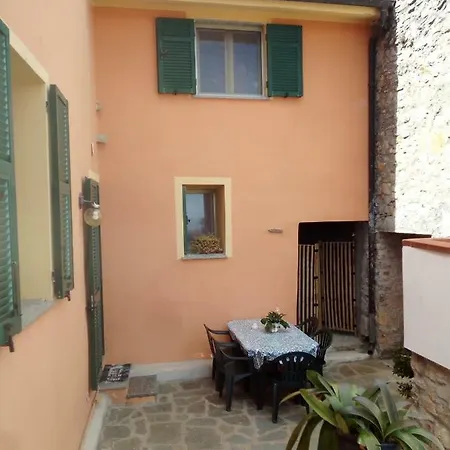 La Casa Di Gio * Borganzo